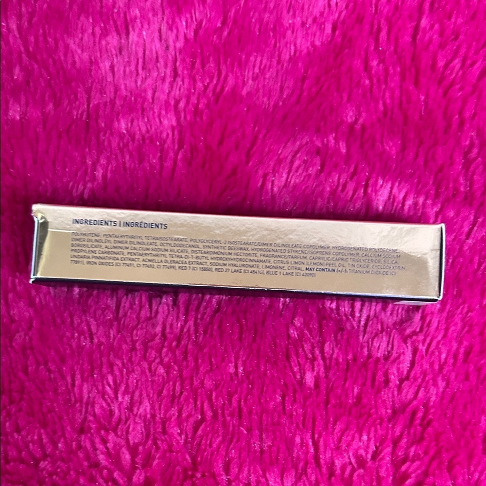 Shimmering Lipgloss - Picture 4 of 4